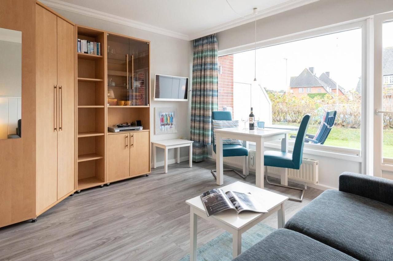 Rosenwall, App 14 Wenningstedt-Braderup